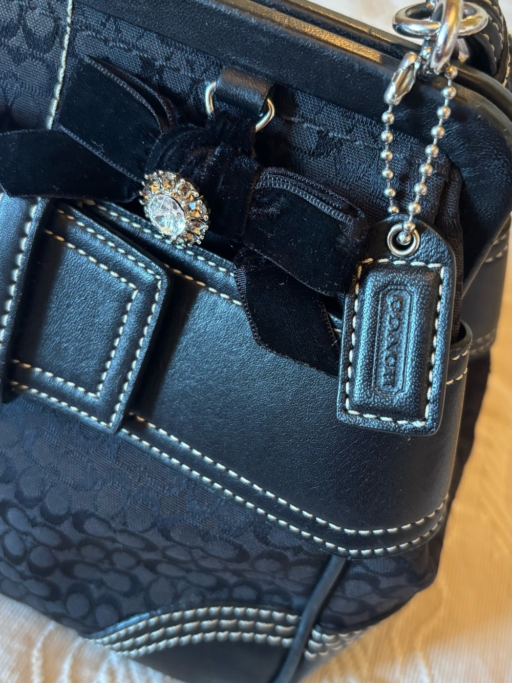 COACH Soho MINI KISSLOCK Bag ~ STYLE C05S-3649 Black Jacquard/Black Leather 2005 - Picture 7 of 17